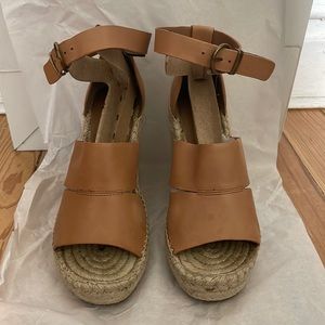 Treasure & Bond Sannibel Wedge